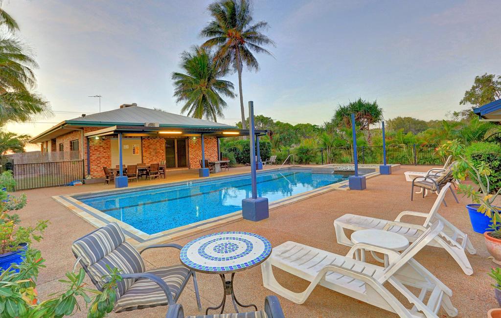Mona Park QLD Accommodation Resorts