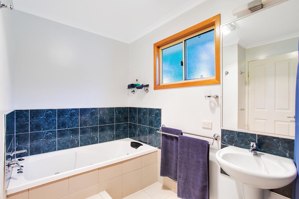 Melawondi QLD Accommodation Resorts