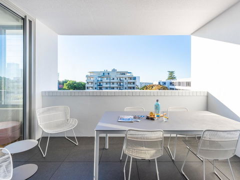 Amari Five Zero Three - Accommodation Resorts 2