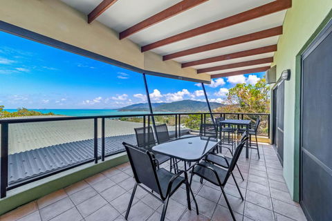 Ambience Of Airlie - Airlie Beach - Accommodation Resorts 1