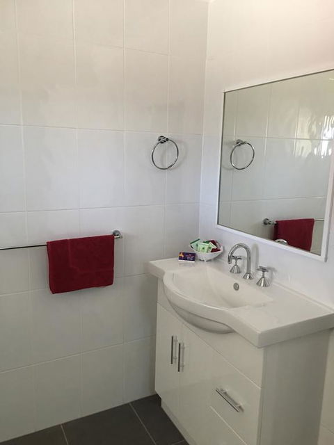 Amble Inn - Accommodation Resorts 2