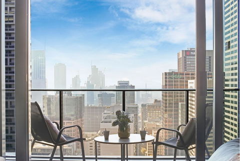 An Exquisite 2BR Apt With Stunning City Views - Accommodation Resorts 0