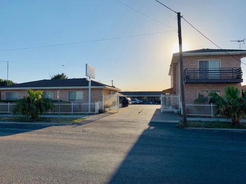 Angel's Rest Motel - Accommodation Resorts 2