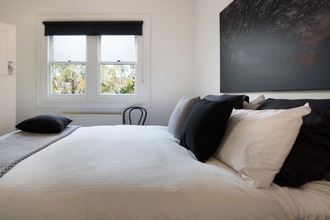 Annecy House - Accommodation Resorts 3