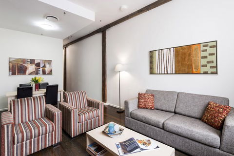 Apartments @ 243 Pyrmont - Accommodation Resorts 3