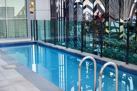 Apartments @ 79 Goondoon - Accommodation Resorts 2