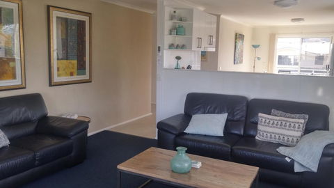 Apollo Luxury Apartments - Accommodation Resorts 3