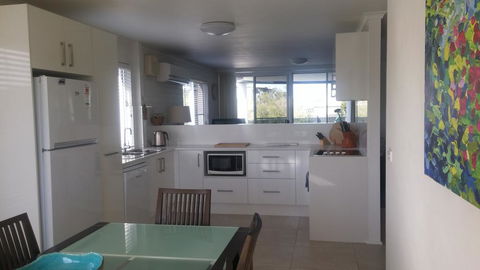 Apollo Luxury Apartments - Accommodation Resorts 2