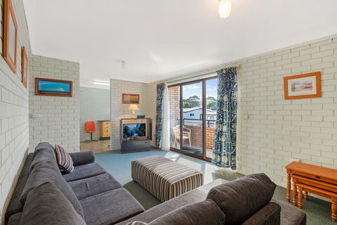 Apollo Unit 31 - Accommodation Resorts 0