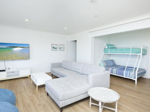 Aqua Palm With Sweeping One Mile Views - Accommodation Resorts 2