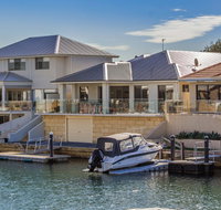 Aqua Vista - Accommodation Resorts