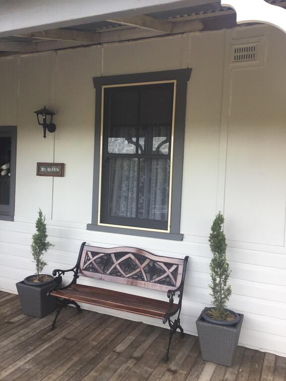 Gundagai NSW Accommodation Resorts