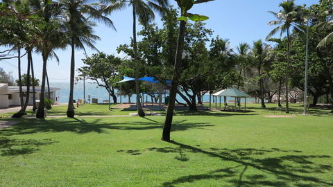 Arcadia Villas Unit 3 - Accommodation Resorts 1
