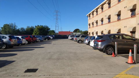 Arena Hotel (formerly Sleep Express Motel) - Accommodation Resorts 2