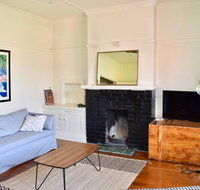 Artistic Apartment in Sunny Elwood near St Kilda - Accommodation Resorts