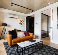 Artsy Apartment CBD City Views and Balcony - Accommodation Resorts