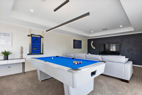 Luxury Riverside Escape With Private Jetty On The Murray River - Accommodation Resorts 1