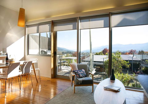 Luxury Scandinavian Townhouse - Accommodation Resorts 2