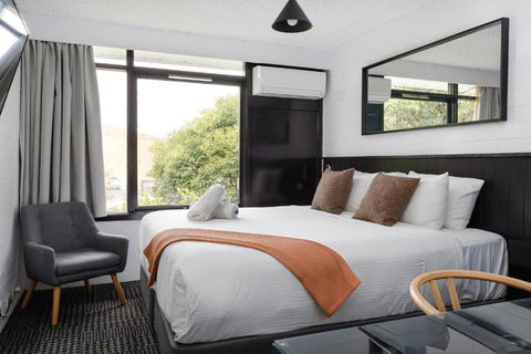 M Hotel - Accommodation Resorts 3