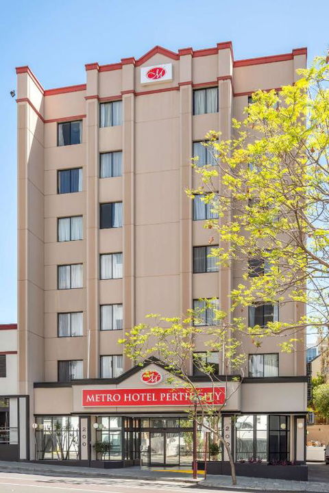 Metro Hotel Perth City - Accommodation Resorts 1