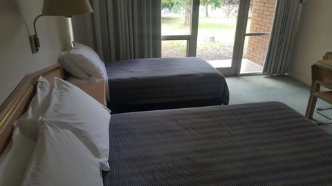 Moe Parklands Motel - Accommodation Resorts 1