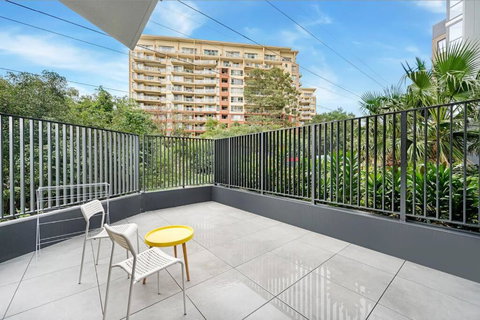 Modern 2B2B APT At Homebush - Accommodation Resorts 3