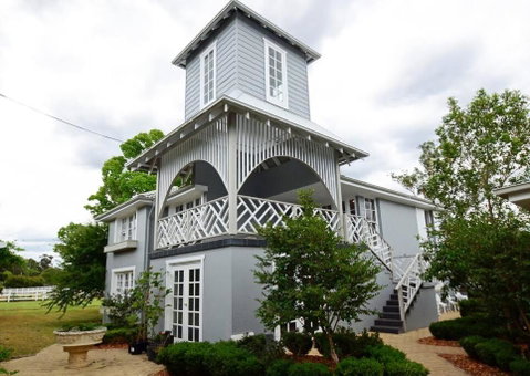 Mountshannon - Accommodation Resorts 0