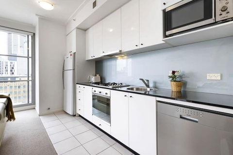 NEW! A Comfy & Stylish Apt Next To Darling Harbour - Accommodation Resorts 3