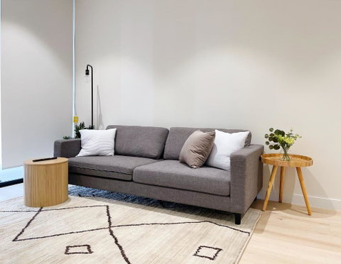 New Apartment Close To Westfield And Hospital - Accommodation Resorts 0