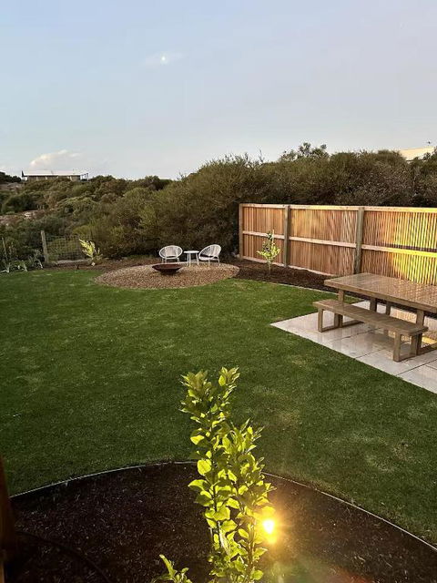 NEW Magpie Sands - 3 Bedroom Home - Downstairs Only, 1 Min Walk To Aldinga Beach - Accommodation Resorts 0