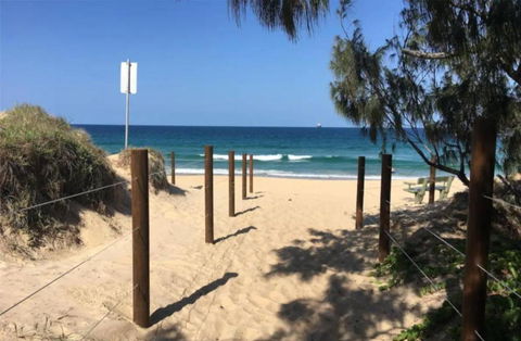 NEW Upmarket OCEAN 3Bed 2Bath Unit - 250m 2 BUDDINA BEACH! - Accommodation Resorts 2