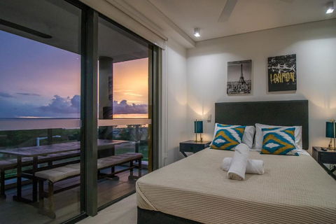 NEW - ZEN AT THE WATERFRONT - Luxury Waterfront Holiday Home For Families & Friends - Accommodation Resorts 0