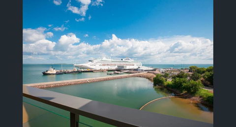 NEW - ZEN AT THE WATERFRONT - Luxury Waterfront Holiday Home For Families & Friends - Accommodation Resorts 3