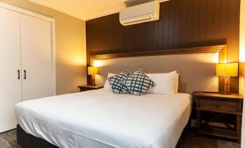 Nightcap At Archer Hotel - Accommodation Resorts 1