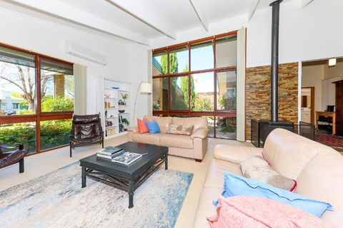 Nixon House - Accommodation Resorts 3