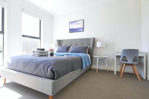 No Stairs Dbl Garage Aircon Woodville North - Accommodation Resorts 1