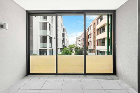 One Bedroom With Roof Top Pool - Accommodation Resorts 2