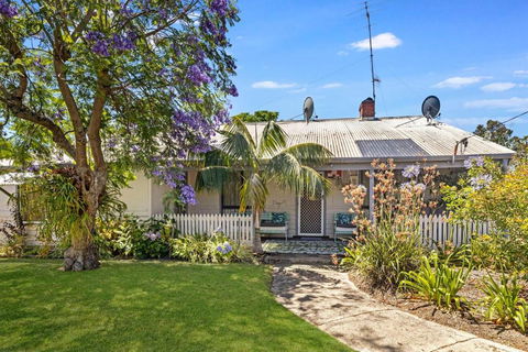 Our Humble Home Nannup - Accommodation Resorts 0
