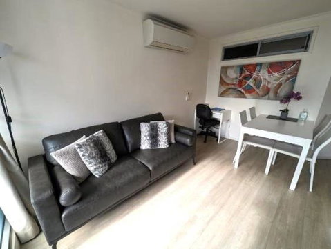 Onsite Parking, Self Check-in - Accommodation Resorts 2
