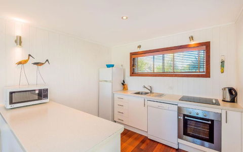 Pacifica 2 - Accommodation Resorts 3