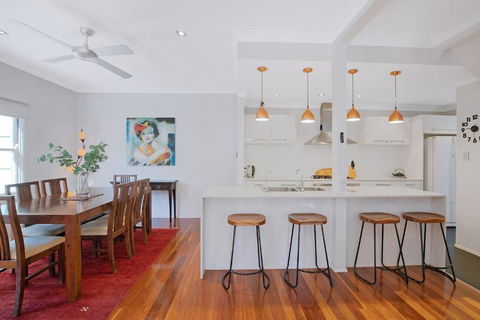 Paddington Cottage - A Classic Queenslander Stay - Accommodation Resorts 3