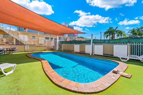 Paramount Motel - Accommodation Resorts 2