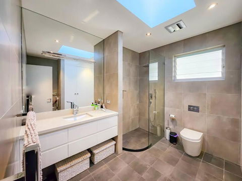 Peaceful 4-Bedroom Family Retreat In Lane Cove - Accommodation Resorts 1