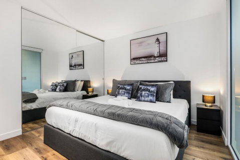 Perfect CBD Location Plus Stunning City And River Views - Accommodation Resorts 3