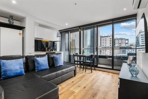 Perfect CBD Location Plus Stunning City And River Views - Accommodation Resorts 2