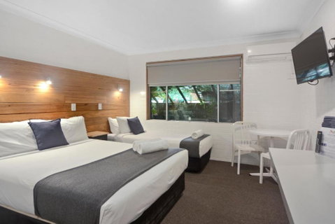 Pleasant Way River Lodge - Accommodation Resorts 1