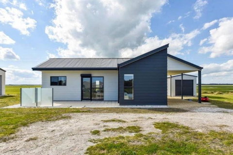 Plovers Rest At Cape Douglas - Accommodation Resorts 1