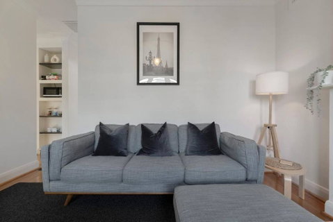 Port Phillip Bay Perfection In Albert Park - Accommodation Resorts 3