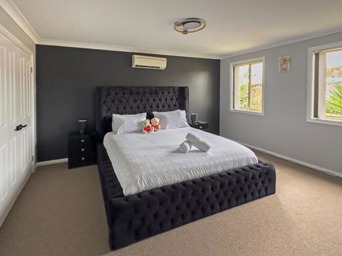 Prestons Dream Holiday 4 Bedroom - Accommodation Resorts 0