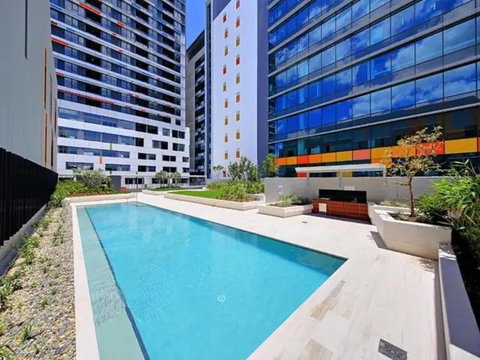 Private Bedroom & Bathroom In Shared Inner Brisbane Apartment - Accommodation Resorts 0
